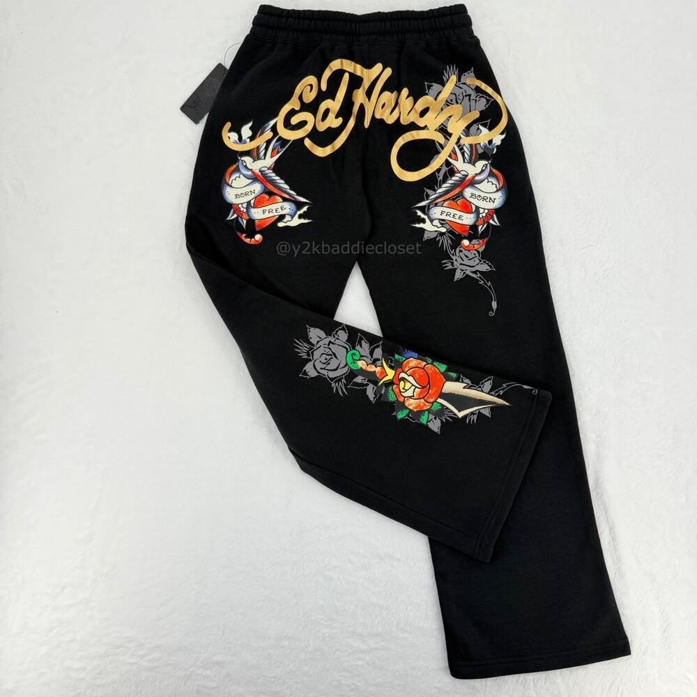 Ed Hardy Tracksuit (Size XL) - Picture 3 of 16